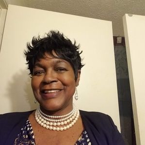 Meet your Posher, Debra